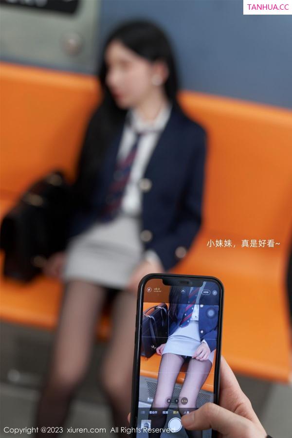 周于希dummy  [XiuRen]高清写真图 2023.07.14 No.7086 周于希Sally 制服短裙第2张图片